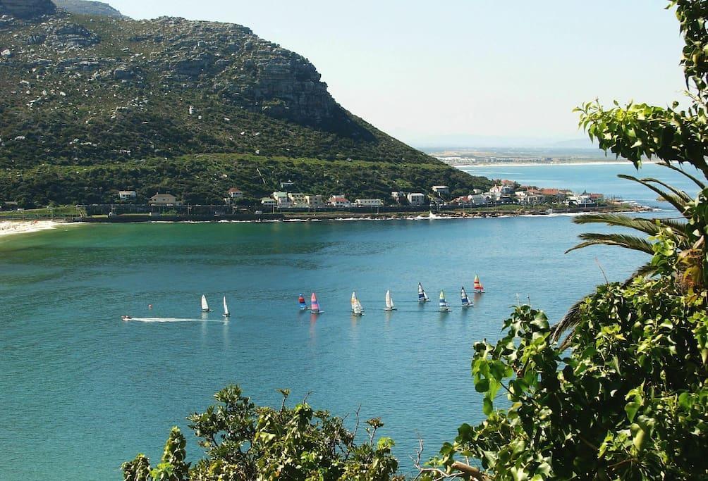 Above The Sea Apartment Fish Hoek Exterior photo